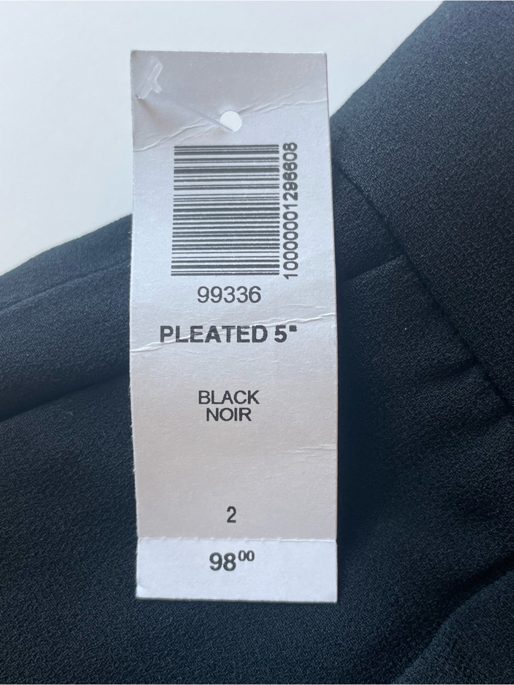 NWT Babaton Aritzia Pleated Black High Rise 5 inch inseam Shorts - Picture 4 of 8